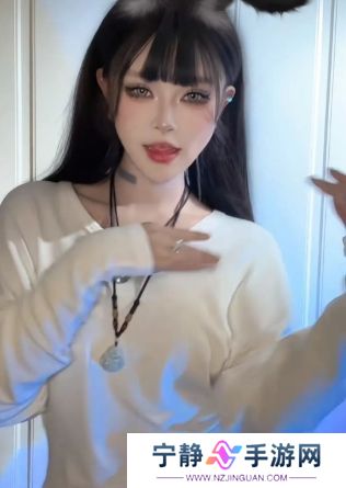 美女网红自曝躺一天就能赚钱,日收金额引热议,网友:一点不羡慕