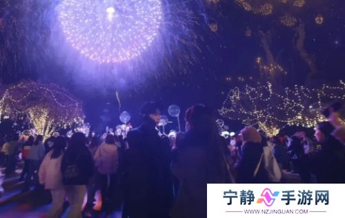 《难哄》温以凡和桑延相约考南大，为何却中途改了志愿，真相太虐心