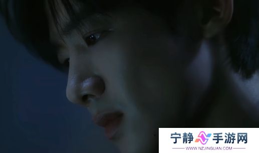 《难哄》桑延得知温以凡改志愿原因,崩溃浴室捶墙,黑化制裁车兴德